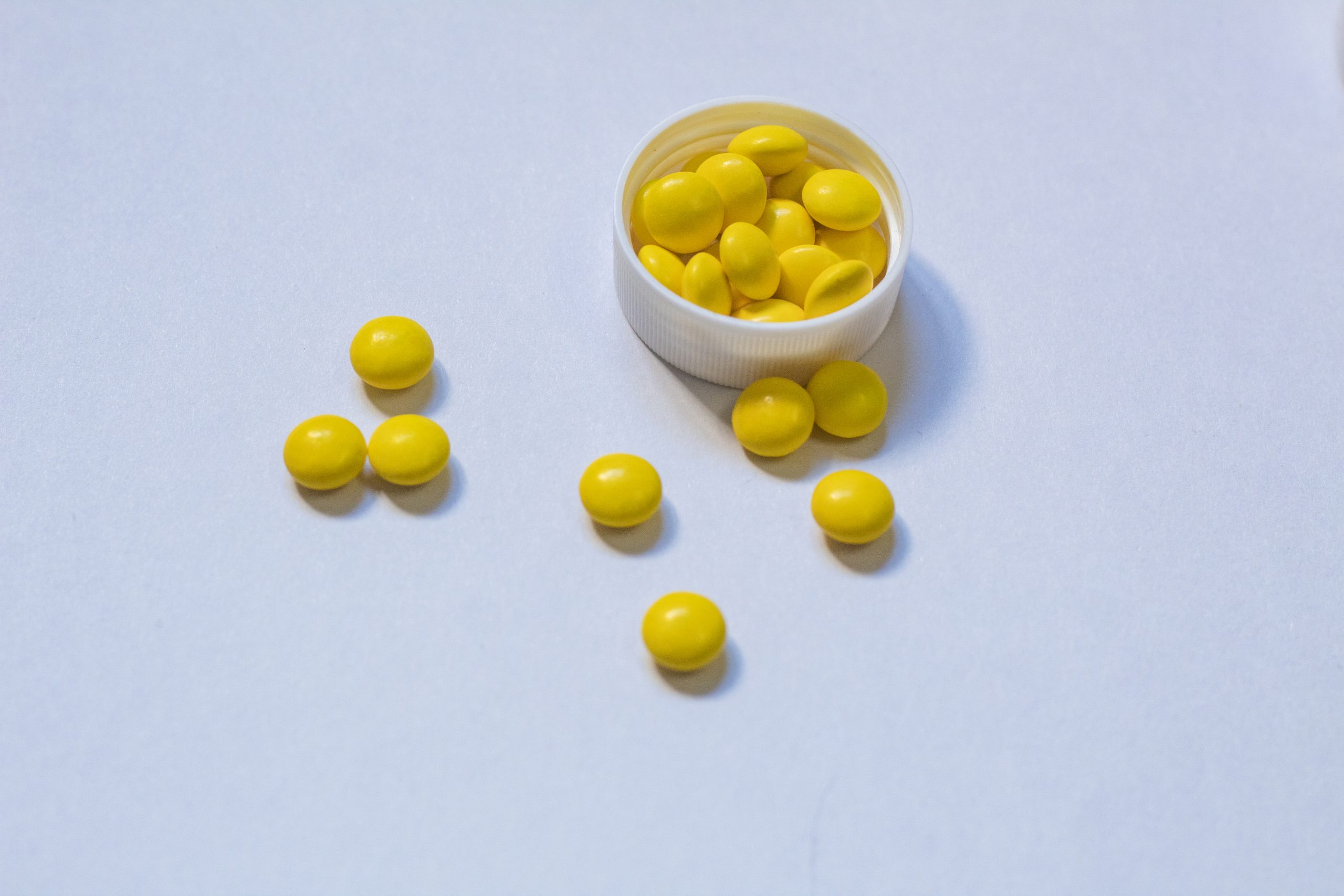 Study on the Evaluation Method of Wetting Agents in the Granulation of Weici Yinqiao Tablets Based on LF-NMR/MRI